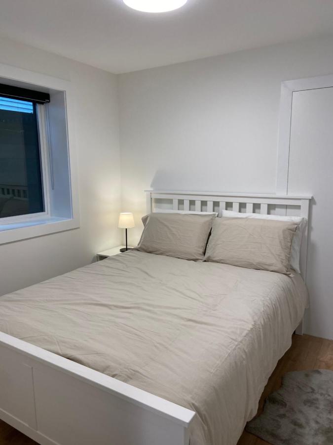Wecare Guest Suite 버나비 외부 사진